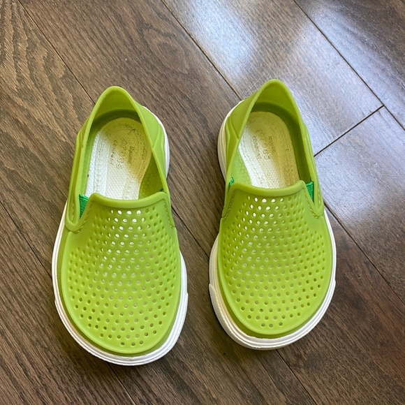 Crocs CitiLane Roka K unisex-child Sneaker toddler size 6 - Picture 2 of 6